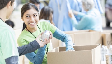 24 Volunteer Ideas for Teens